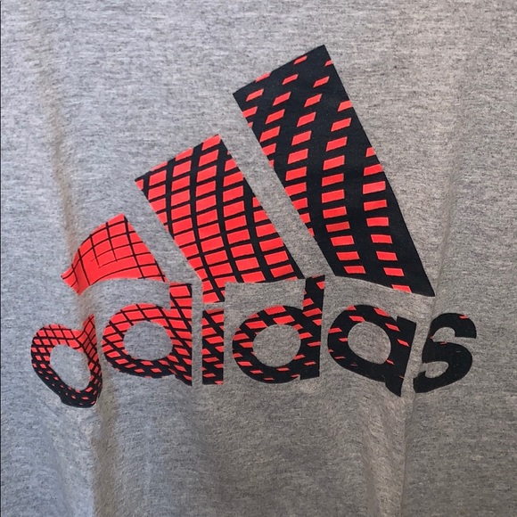 Adidas T-Shirt - Picture 2 of 4